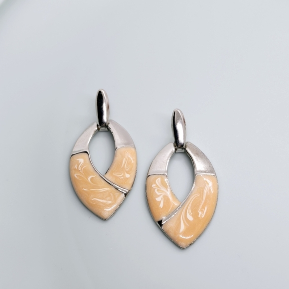 Vintage Silver Tone Orange ? Cream Color Enamel Earrings - Picture 9 of 16